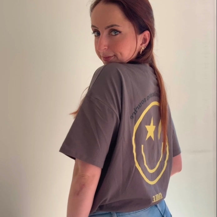 oversized-shirt-smile-grijs-4