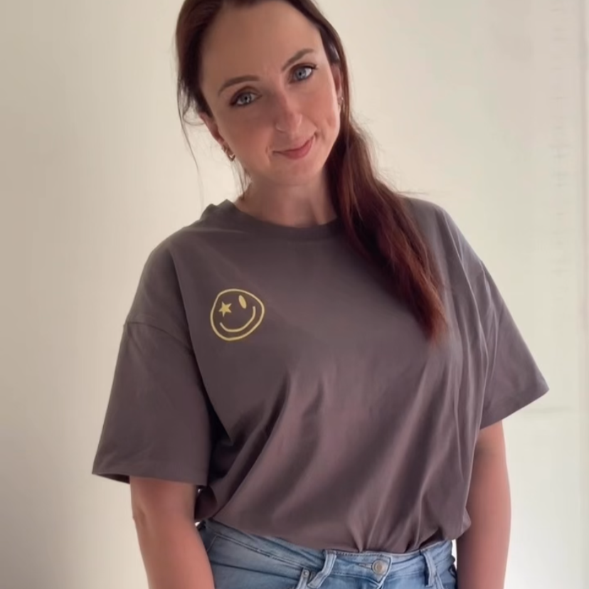 oversized-shirt-smile-grijs-6
