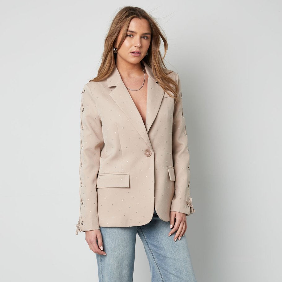 blazer-met-steentjes-en-veters-beige-2