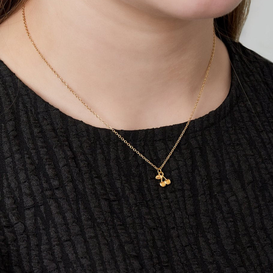 gouden-stainless-steel-ketting-met-cherry