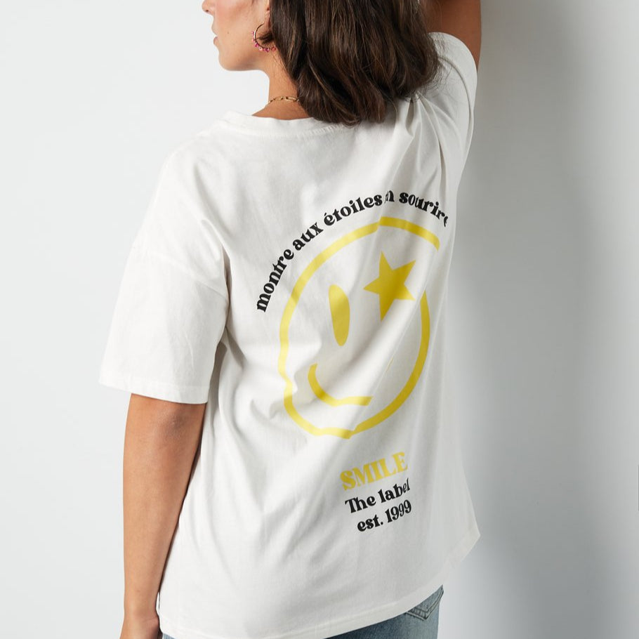 oversized-shirt-smile-wit-2